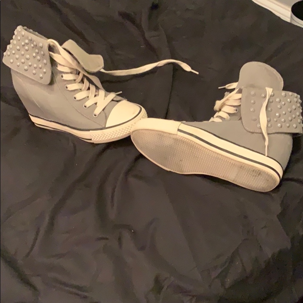 Gray Sneaker wedges